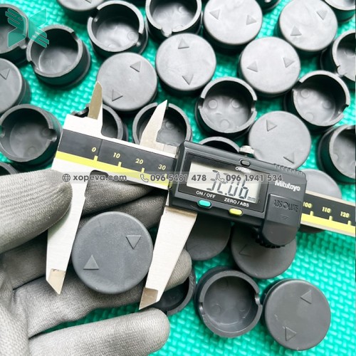 Nắp nhựa PVC xám 32x14.5