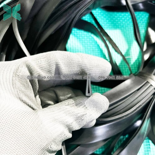 Gioăng cao su EPDM chữ U 4.4x15x1.1