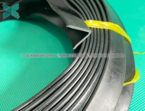 Gioăng cao su chữ L 30x30x3 Gioăng cao su chữ L 30x30x3