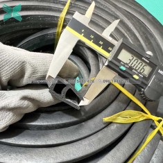 Gioăng cao su xốp EPDM chữ U 30x15x10